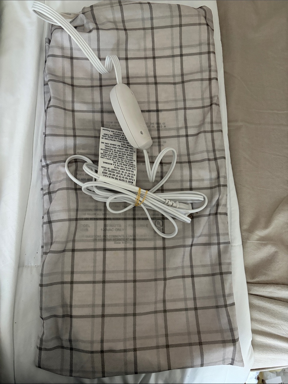 Sunbeam Gray Plaid Electric King Heating Pad